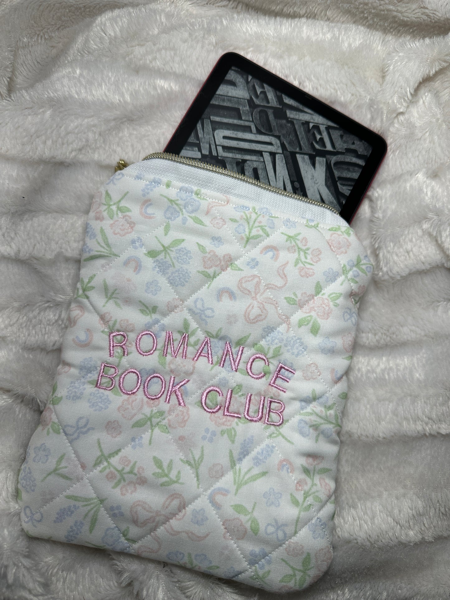 Romance Book Club E-Reader Sleeve